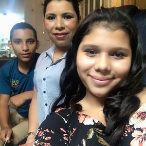 Meet your Posher, Elizabeth